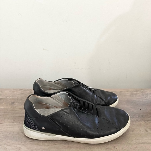 Kizik Womens Miami Slip On Shoe Size 8 Black Leather Hands Free Slip In Comfy - Picture 3 of 6